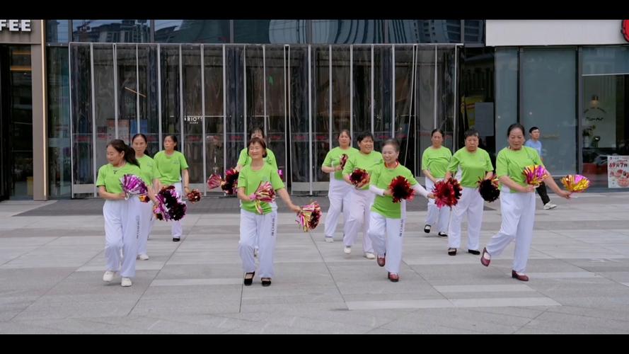 当小区广场舞队进军元宇宙(对小区广场舞扰民有什么看法?)