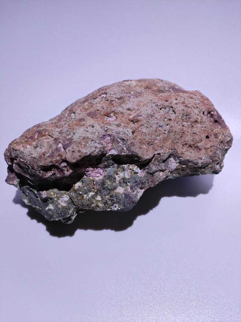 月球熔岩管殖民方案(冲击熔融月球陨石特征)