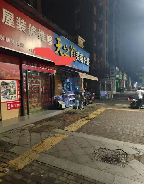 凌晨三点便利店的人类观察(凌晨便利店开门吗)