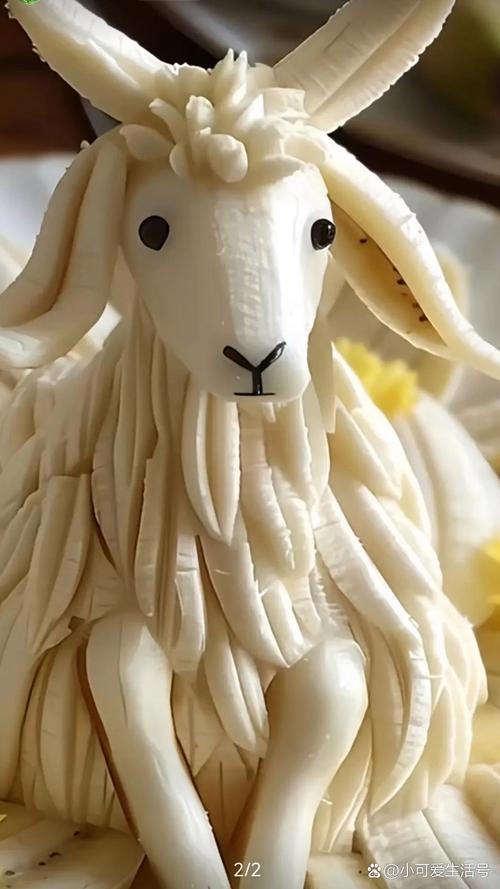 用香蕉皮制作生物塑料(怎么用香蕉皮做小动物)