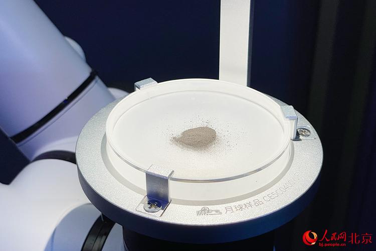 月球基地的垃圾分类(月球基地材料)