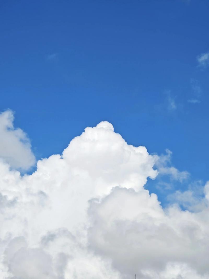 云朵的平均重量(云朵的质量)